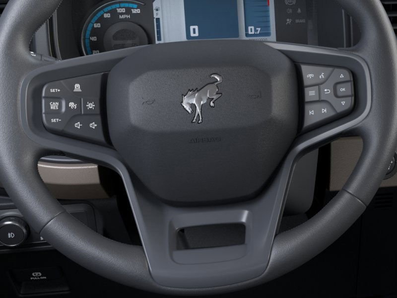 Vehicle image 14 of 32