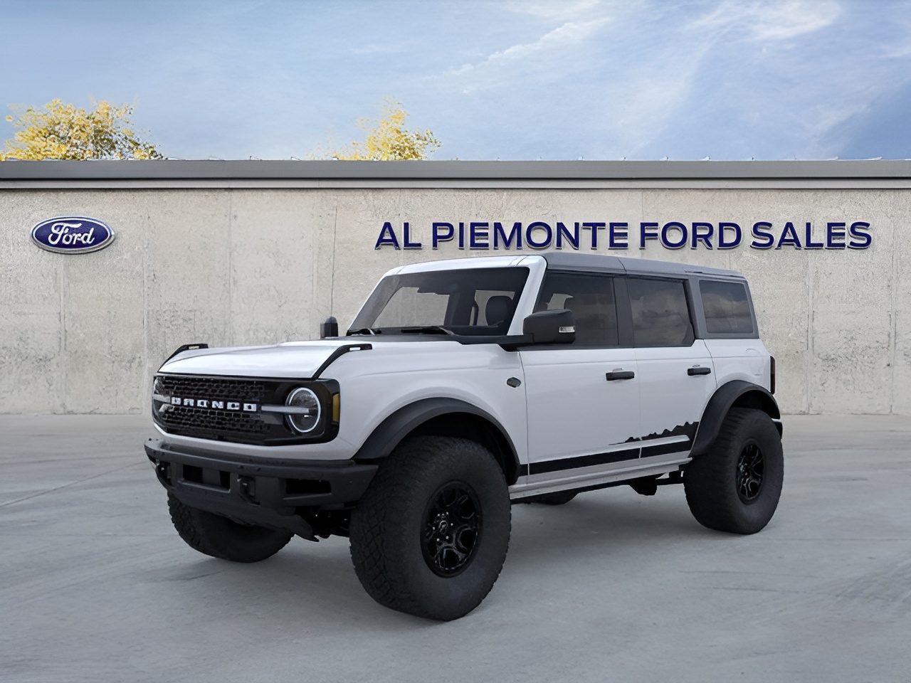 Vehicle image 26 of 32
