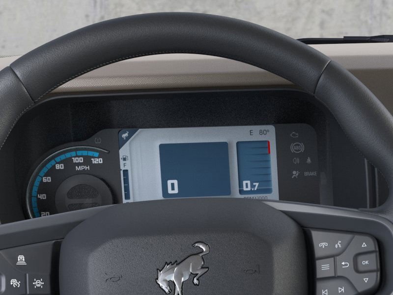 Vehicle image 13 of 32