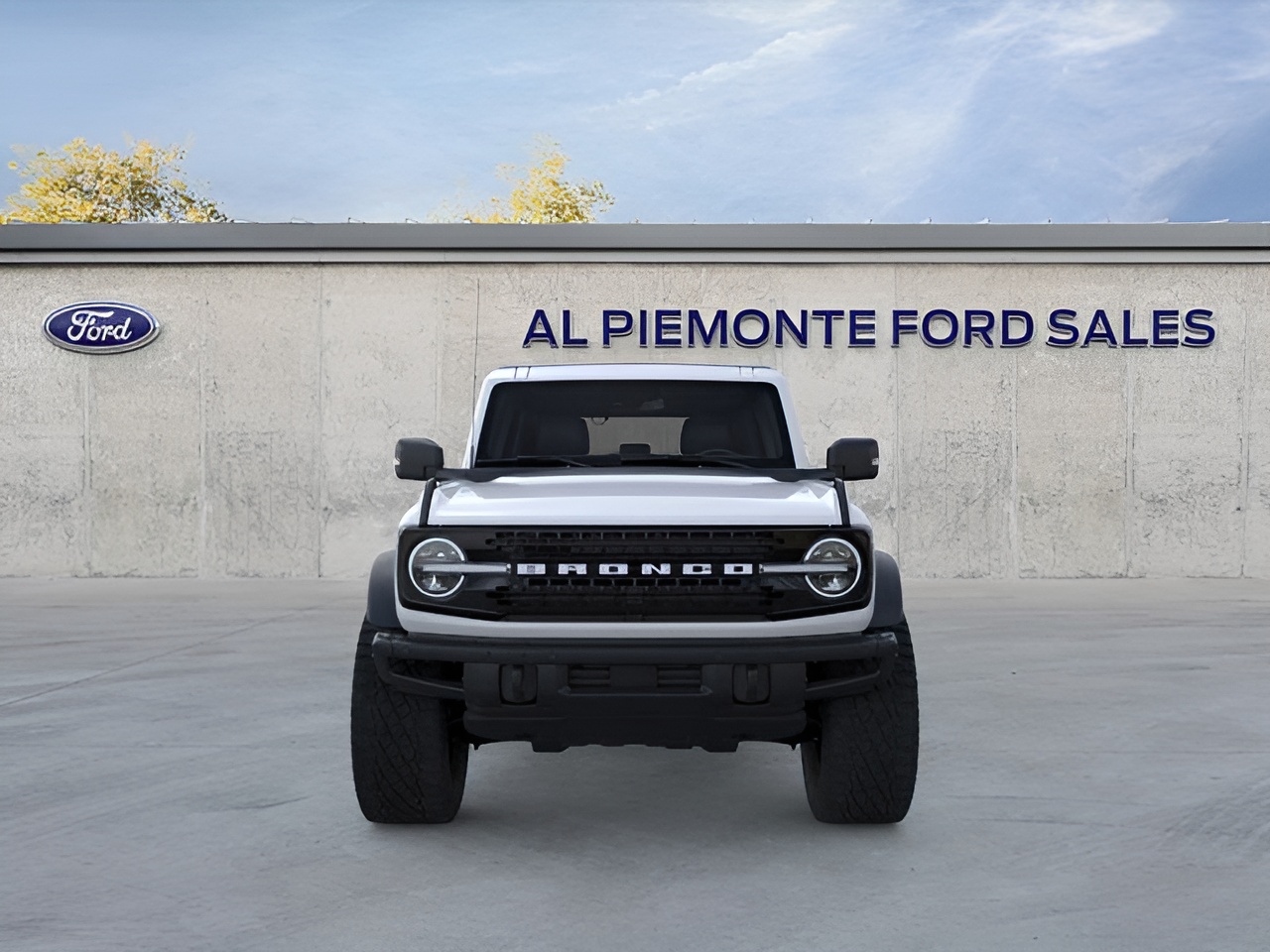 Vehicle image 28 of 32