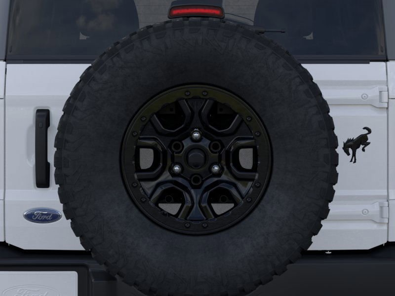 Vehicle image 24 of 32