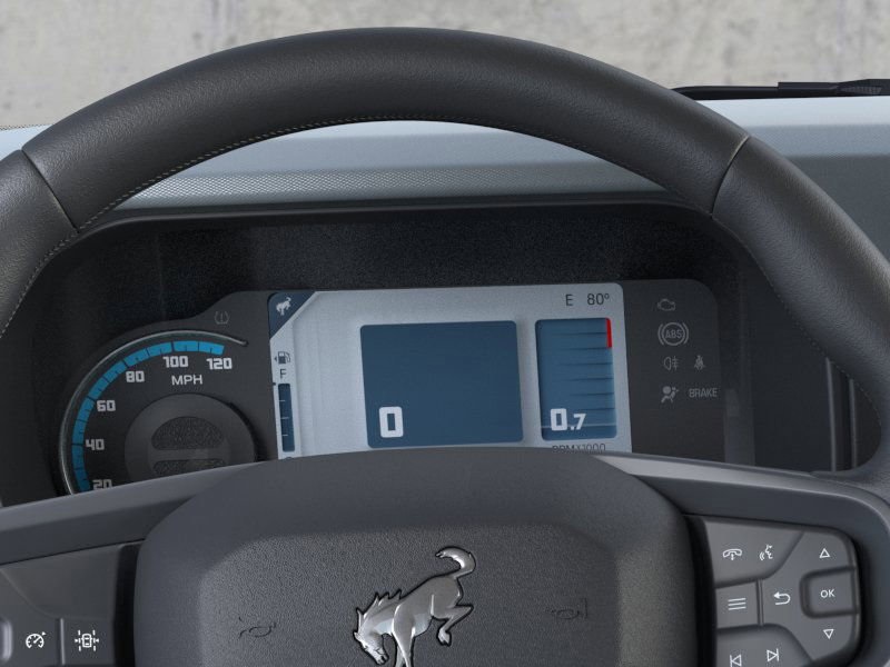 Vehicle image 13 of 33