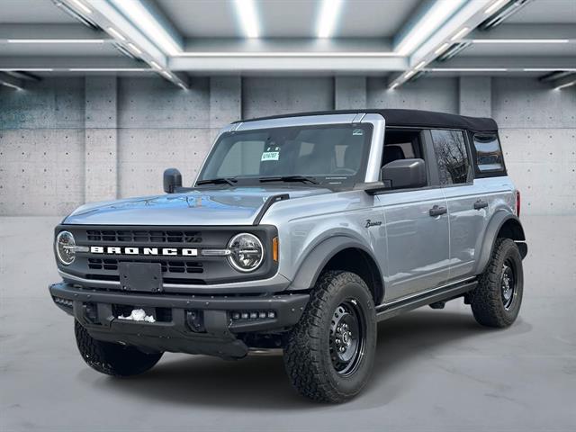 2023 Ford Bronco Black Diamond Image 1 of 19