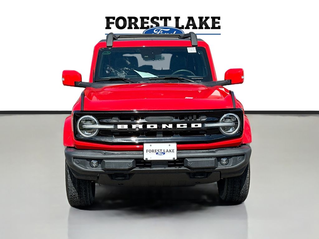 2023 Ford Bronco Outer Banks Image 3 of 24
