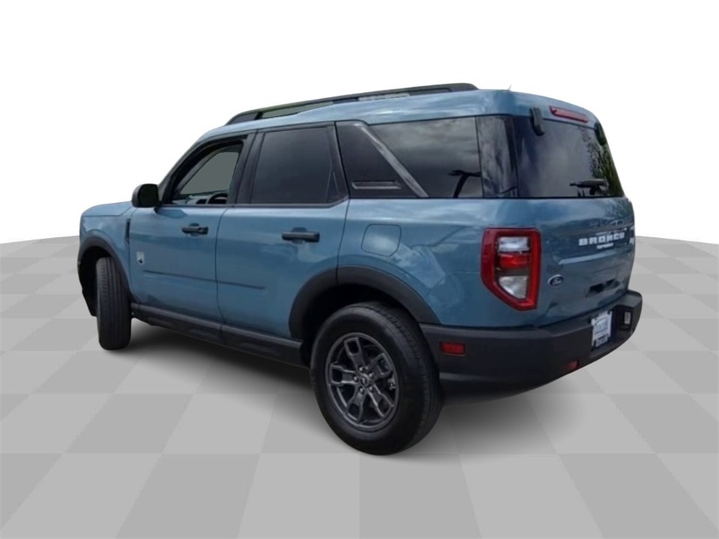 Vehicle image 8 of 40