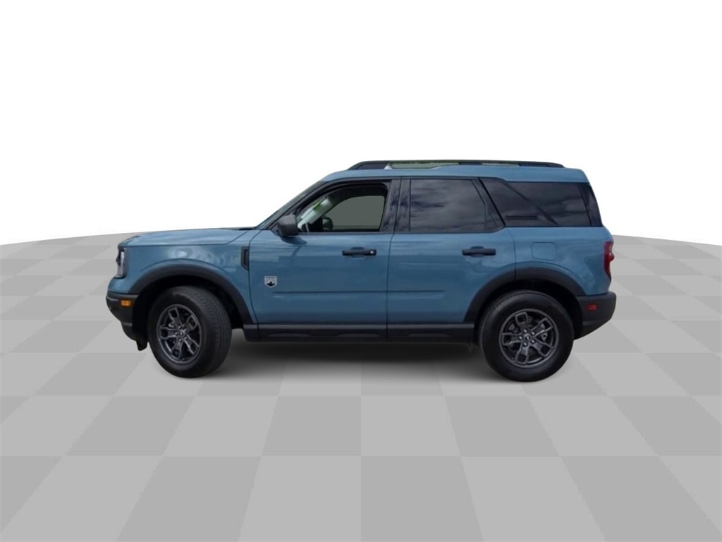 Vehicle image 9 of 40