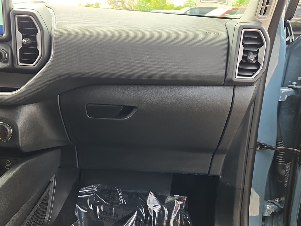 Vehicle image 24 of 40