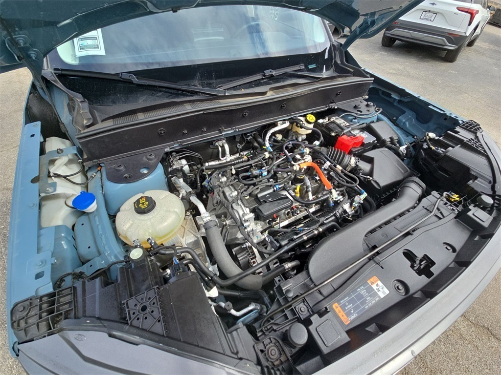 Vehicle image 10 of 40