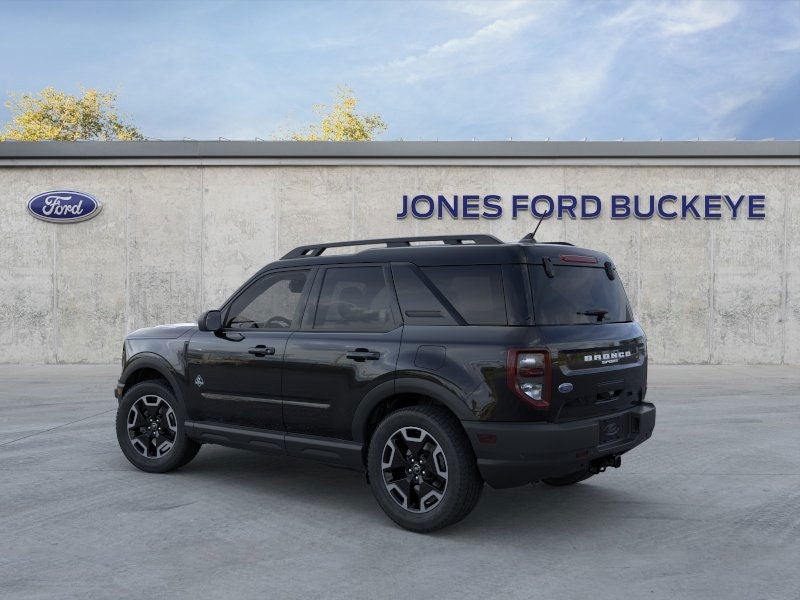 Vehicle image 7 of 23