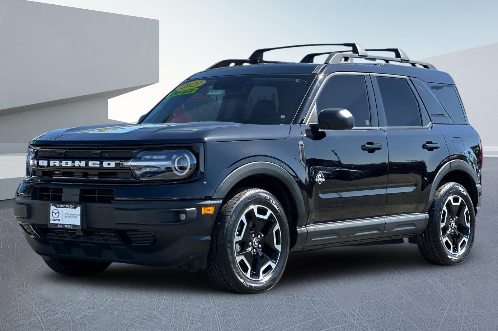 2023 Ford Bronco Sport Outer Banks Image 1 of 32