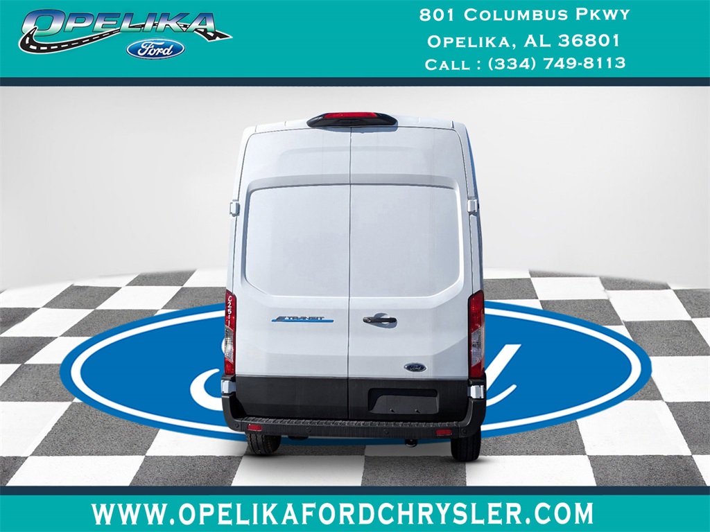 Vehicle image 6 of 32