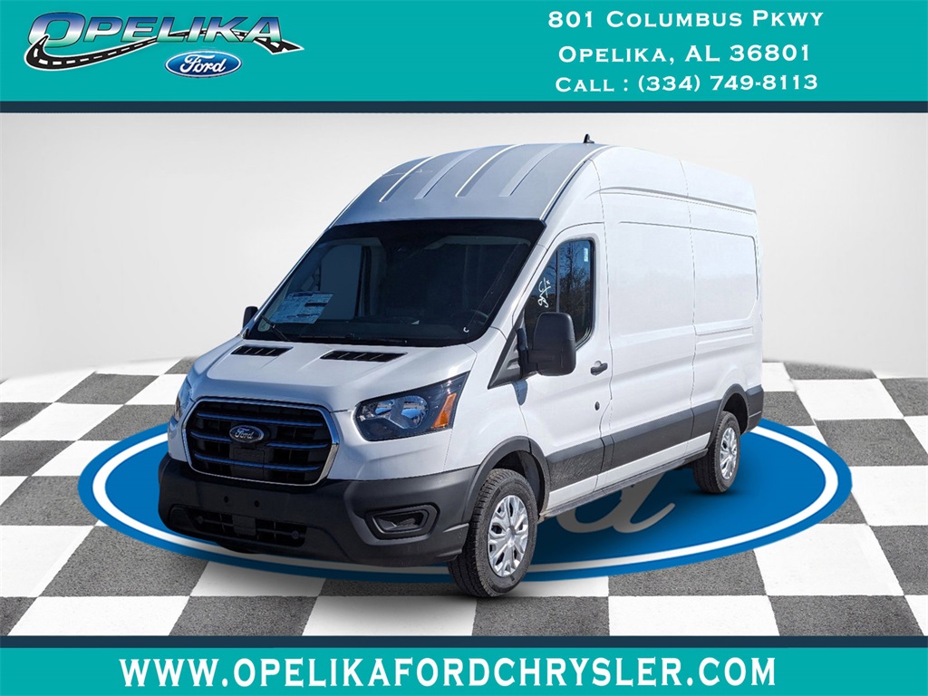 Vehicle image 3 of 32