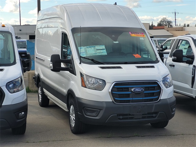 Vehicle image 1 of 6