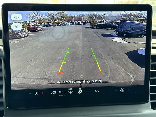 Vehicle image 36 of 39