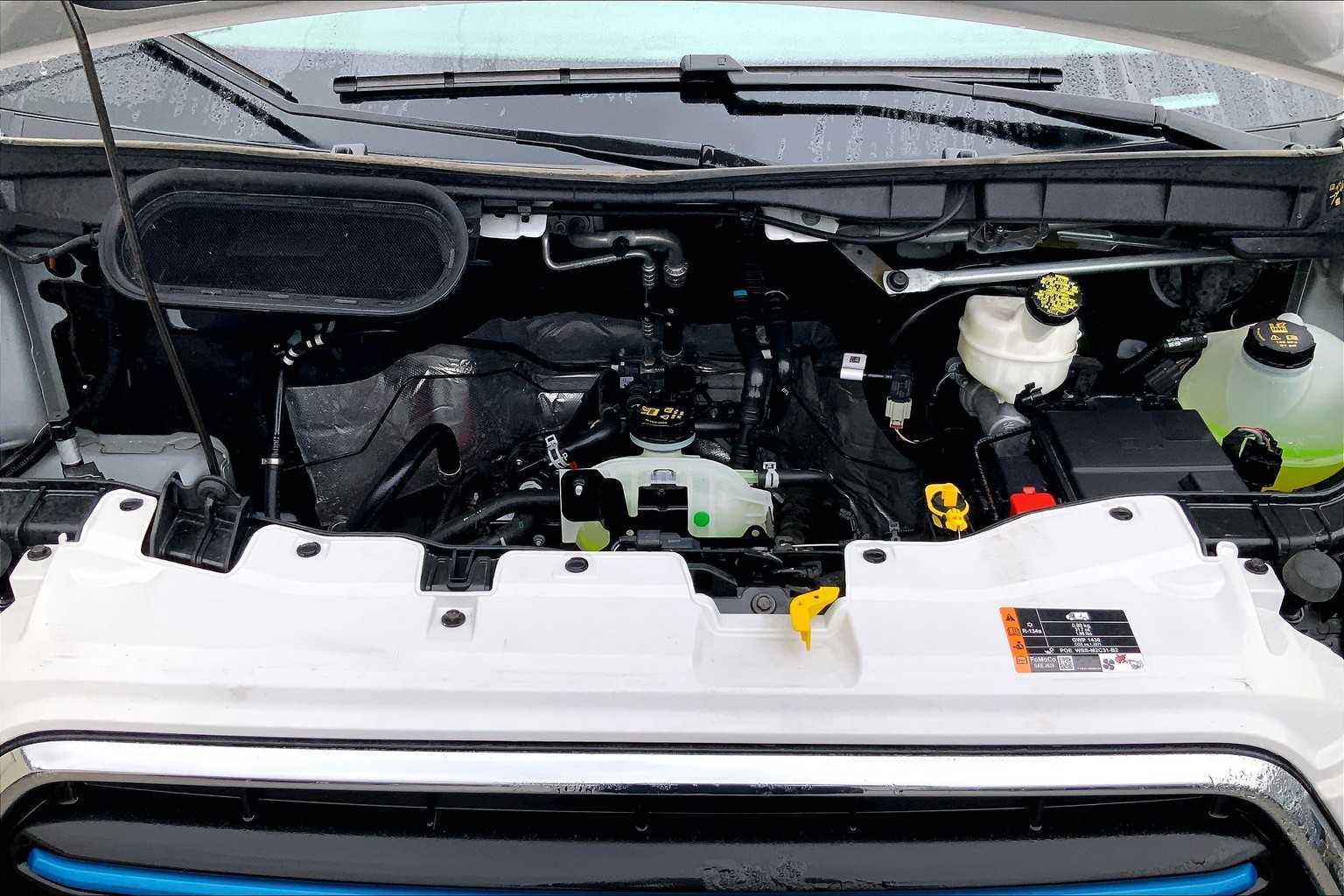 Vehicle image 16 of 20