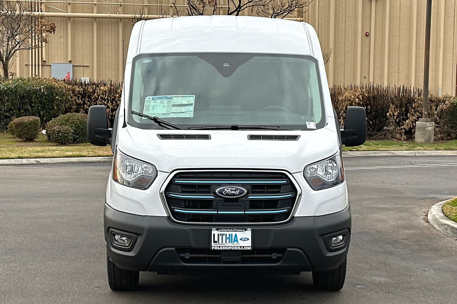 Vehicle image 2 of 27