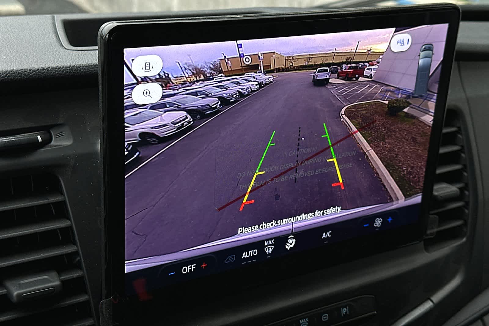 Vehicle image 21 of 27