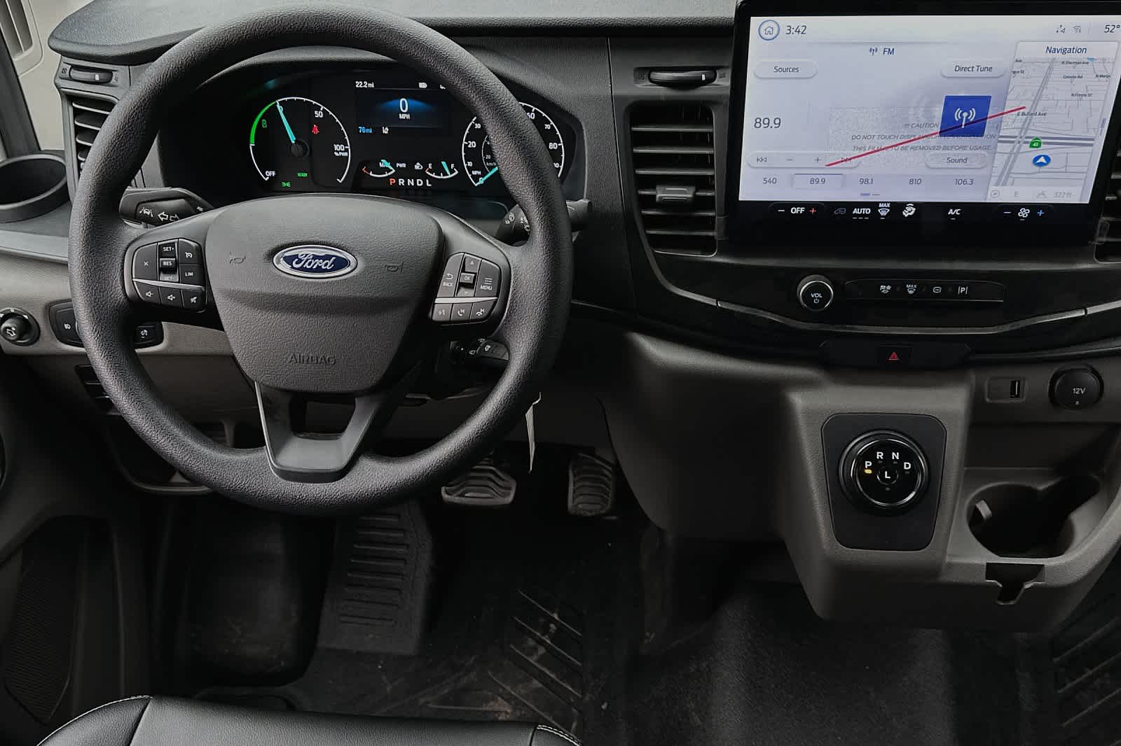 Vehicle image 16 of 27