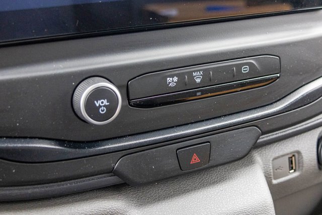 Vehicle image 11 of 30