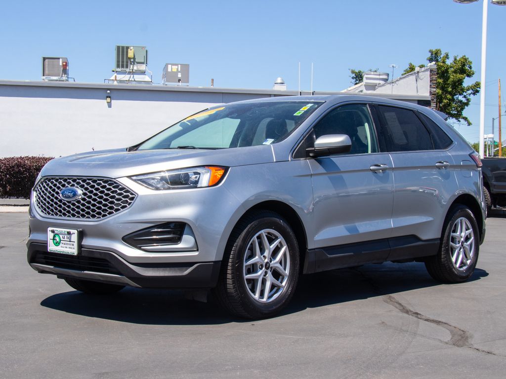 2023 Ford Edge SEL Image 1 of 24