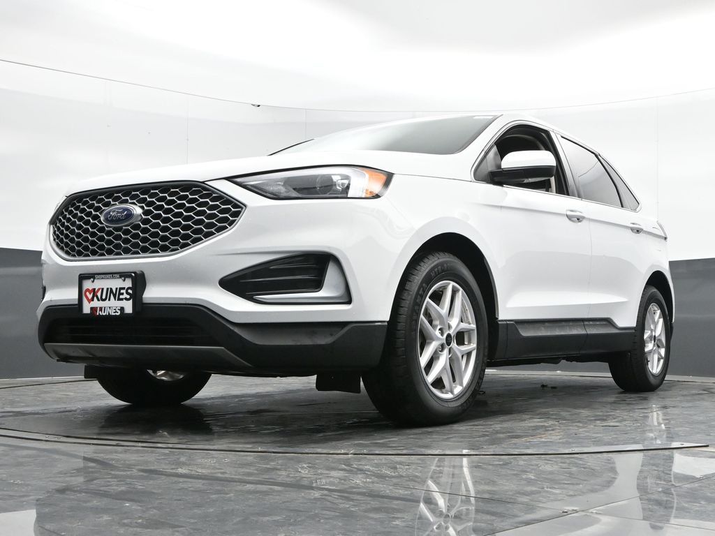 Vehicle image 22 of 53