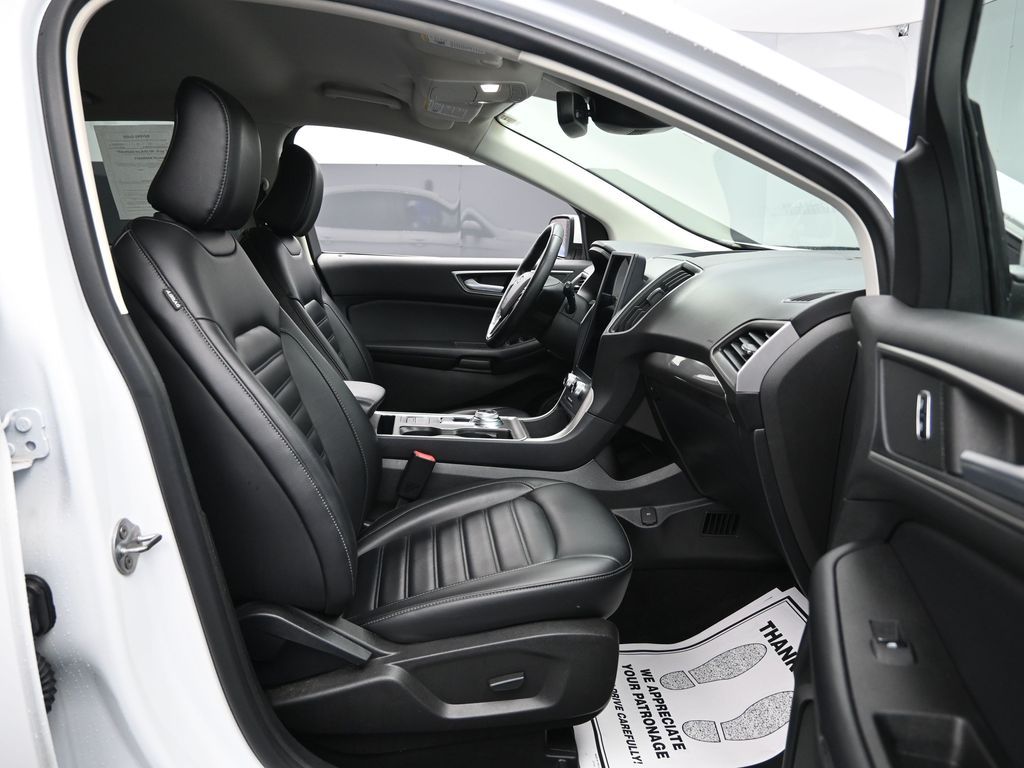 Vehicle image 49 of 53
