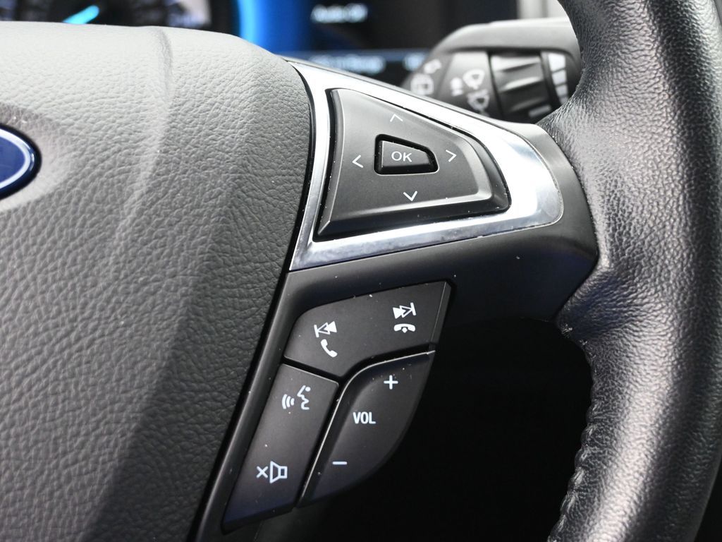 Vehicle image 30 of 53