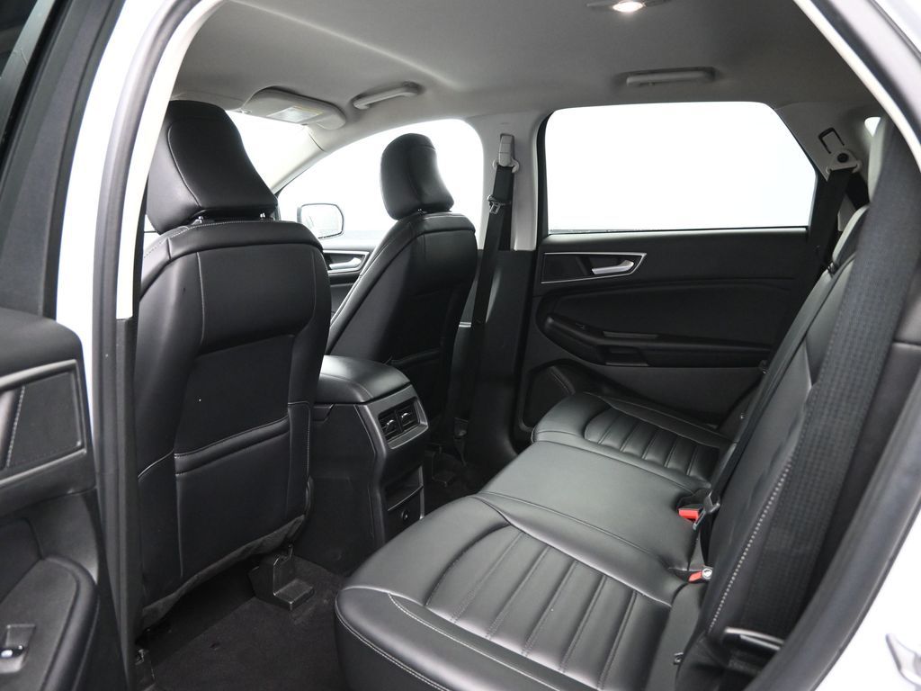 Vehicle image 44 of 53