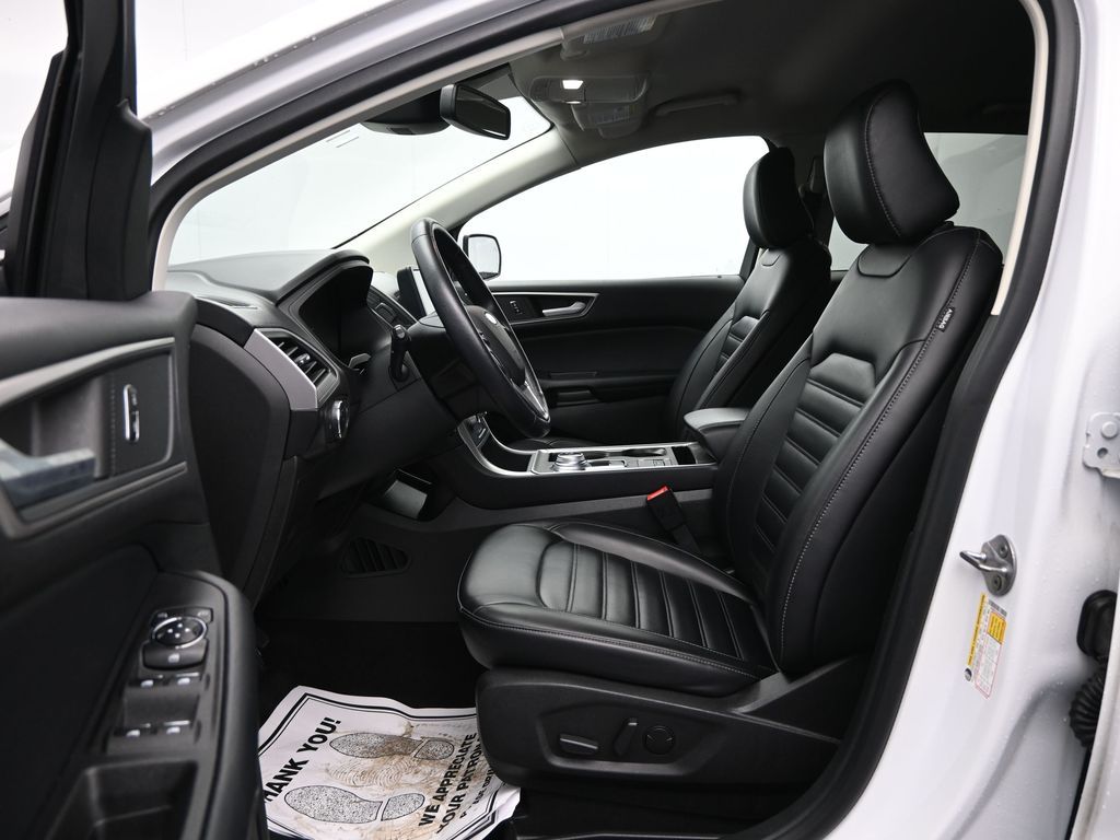 Vehicle image 42 of 53
