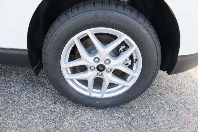Vehicle image 12 of 33