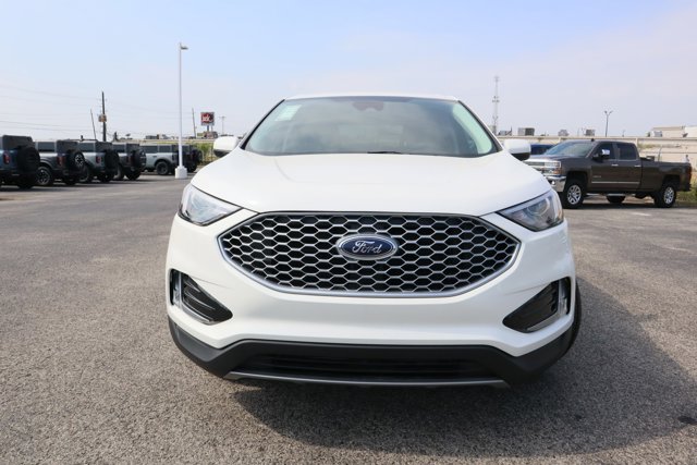Vehicle image 11 of 33