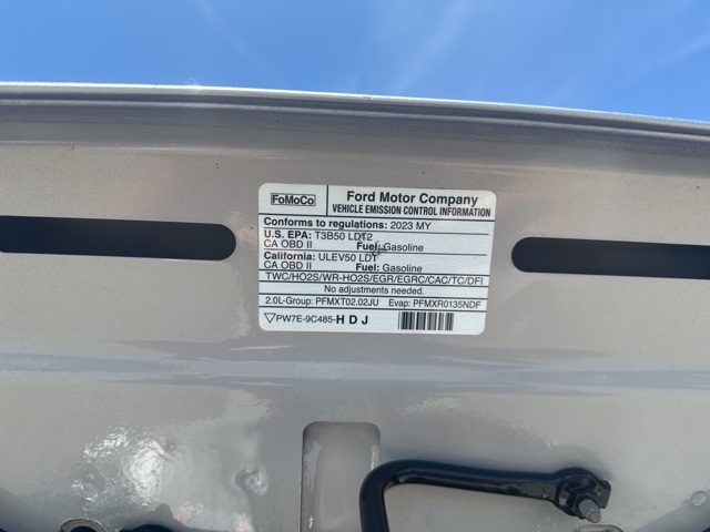 Vehicle image 27 of 30