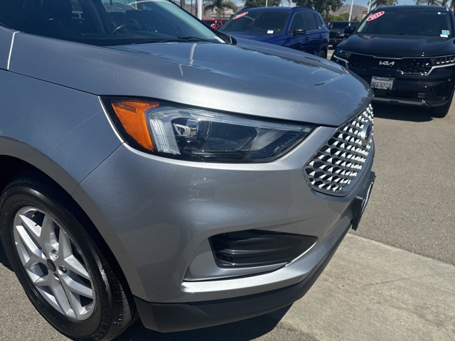 Vehicle image 29 of 30