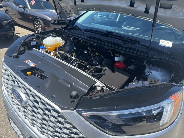 Vehicle image 12 of 30