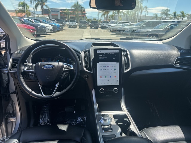 Vehicle image 19 of 30