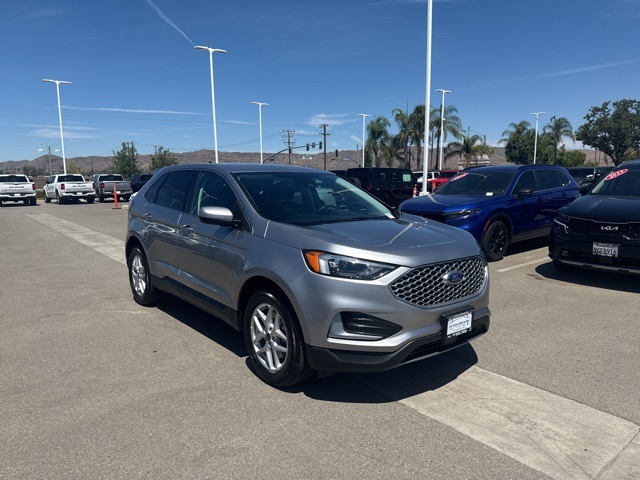 Vehicle image 3 of 30