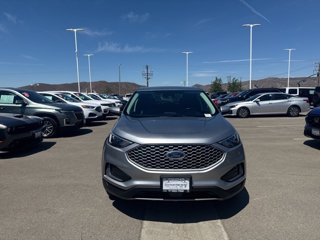 Vehicle image 2 of 30