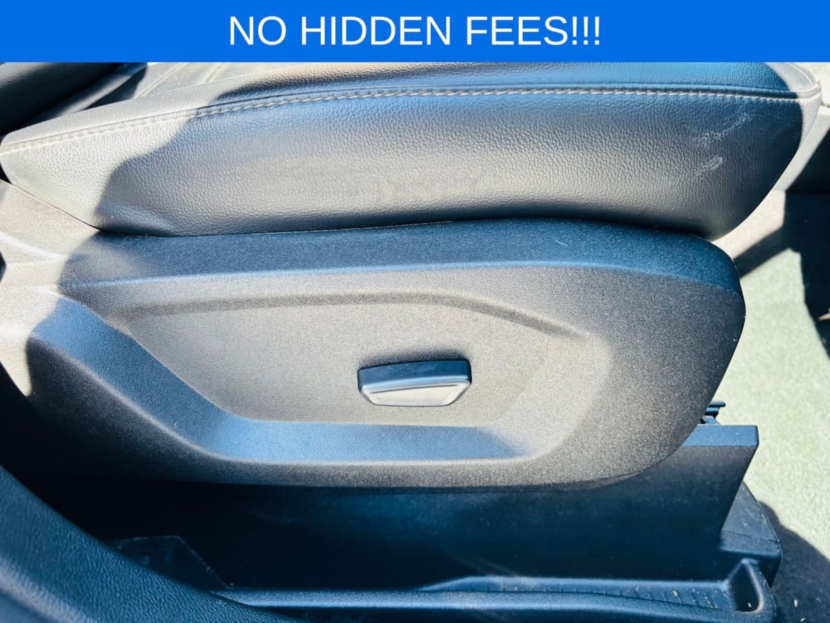 2023 Ford Edge SEL Image 22 of 37