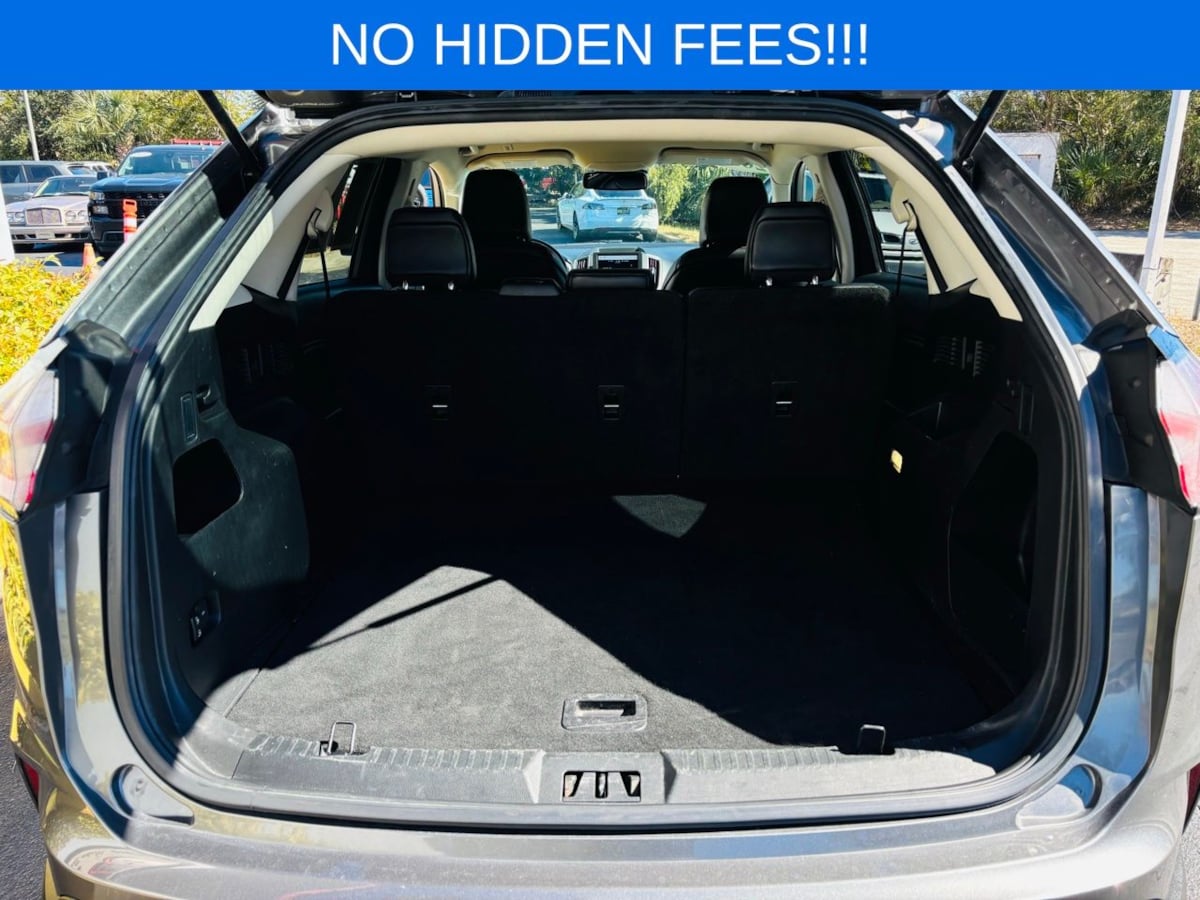 2023 Ford Edge SEL Image 9 of 37