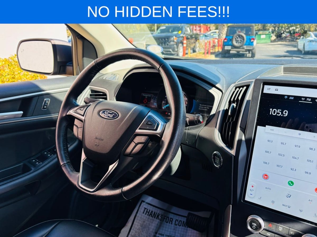 2023 Ford Edge SEL Image 19 of 37