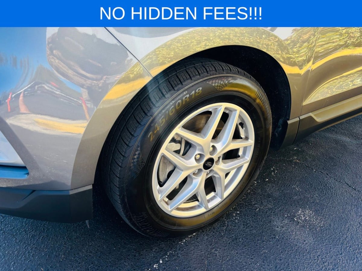 2023 Ford Edge SEL Image 5 of 37