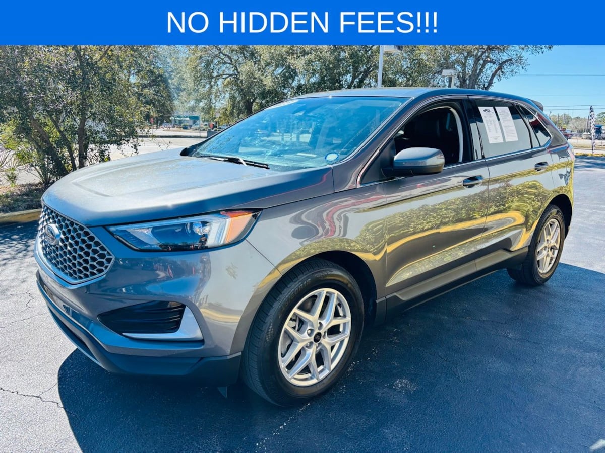 2023 Ford Edge SEL Image 1 of 37