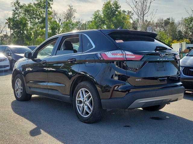 Vehicle image 7 of 31