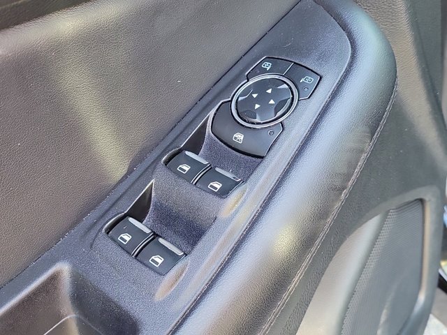 Vehicle image 20 of 31