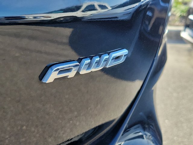 Vehicle image 10 of 31