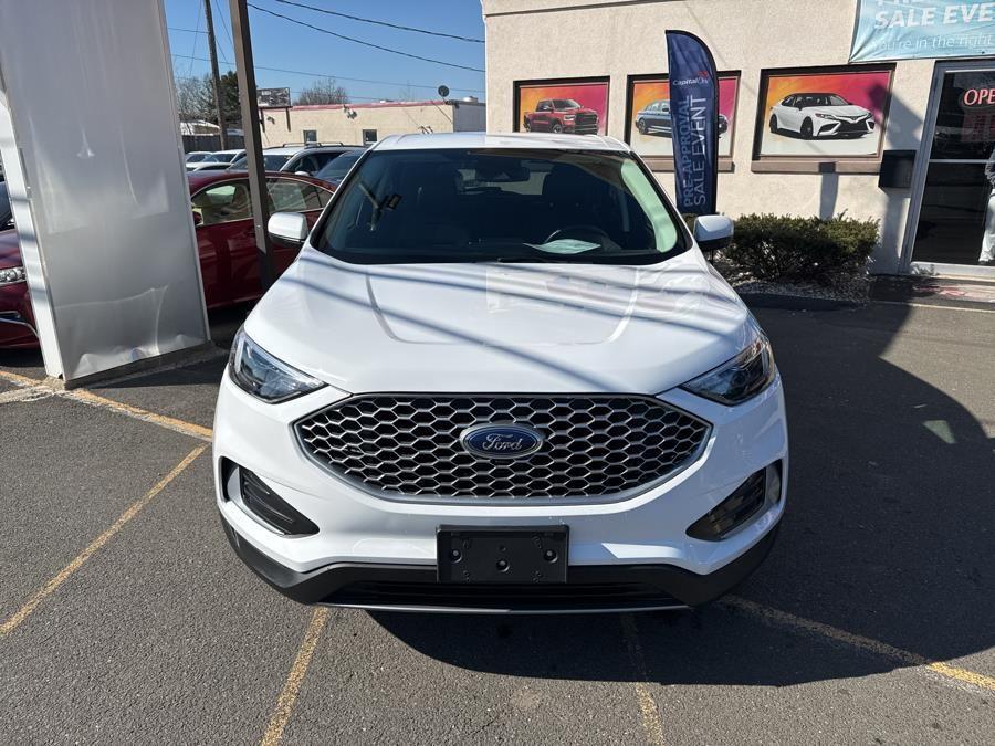 Vehicle image 2 of 26