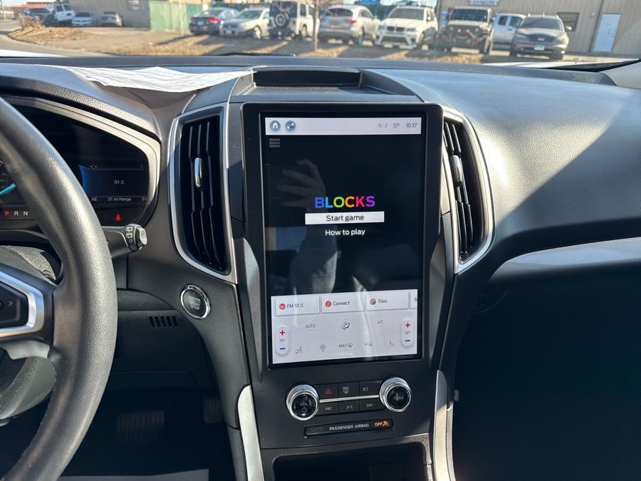 Vehicle image 25 of 26