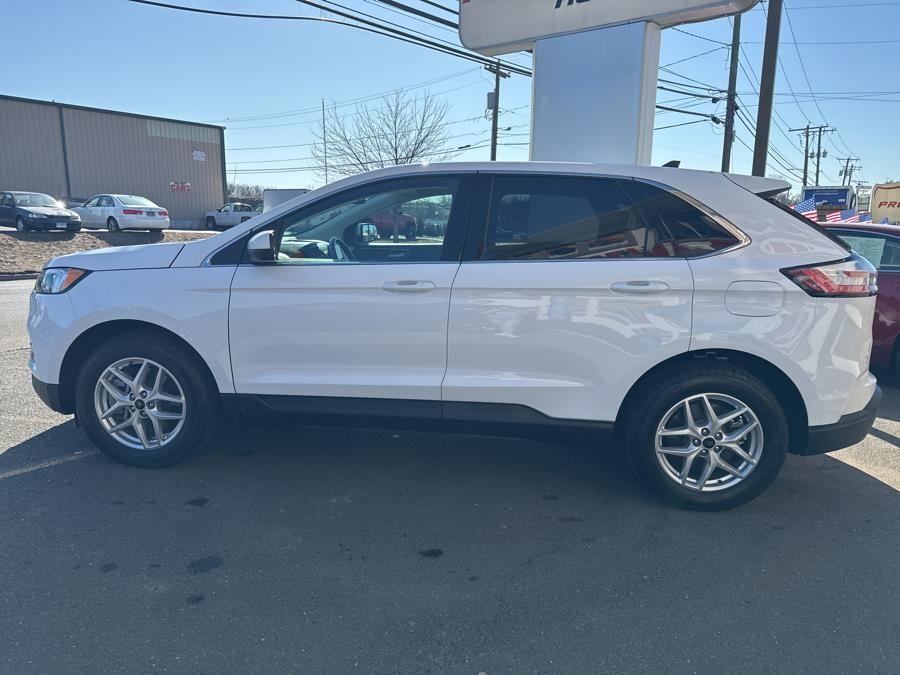 Vehicle image 8 of 26