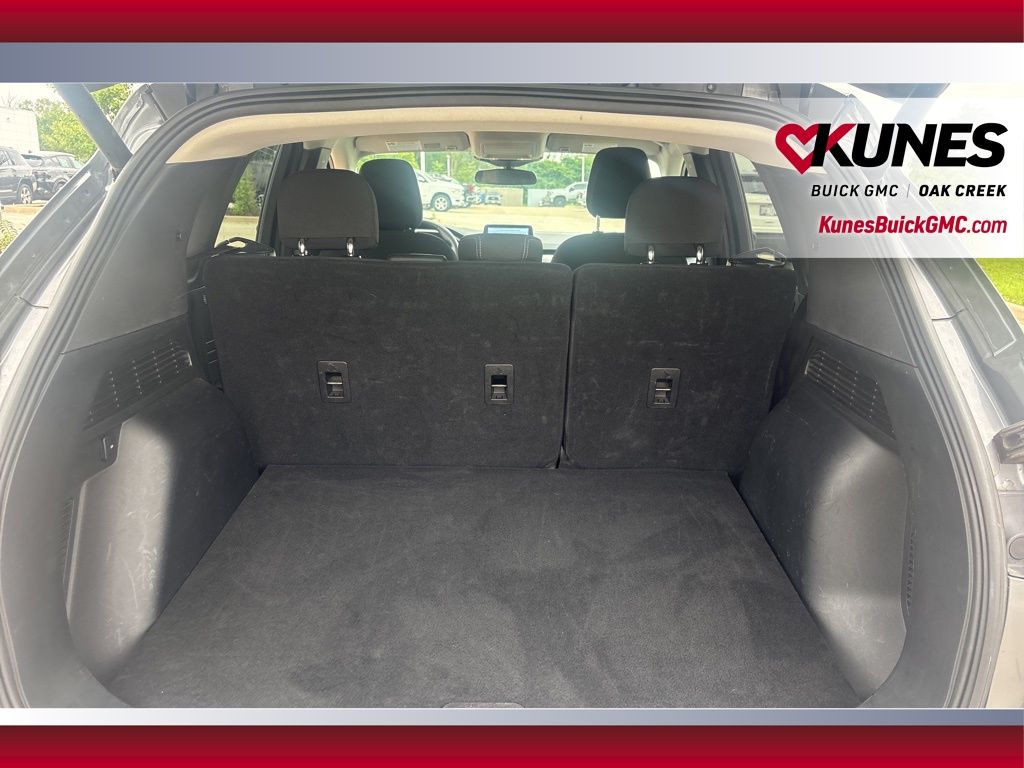 2023 Ford Escape Active Image 8 of 25