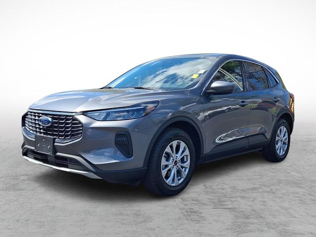 2023 Ford Escape Active Image 1 of 32